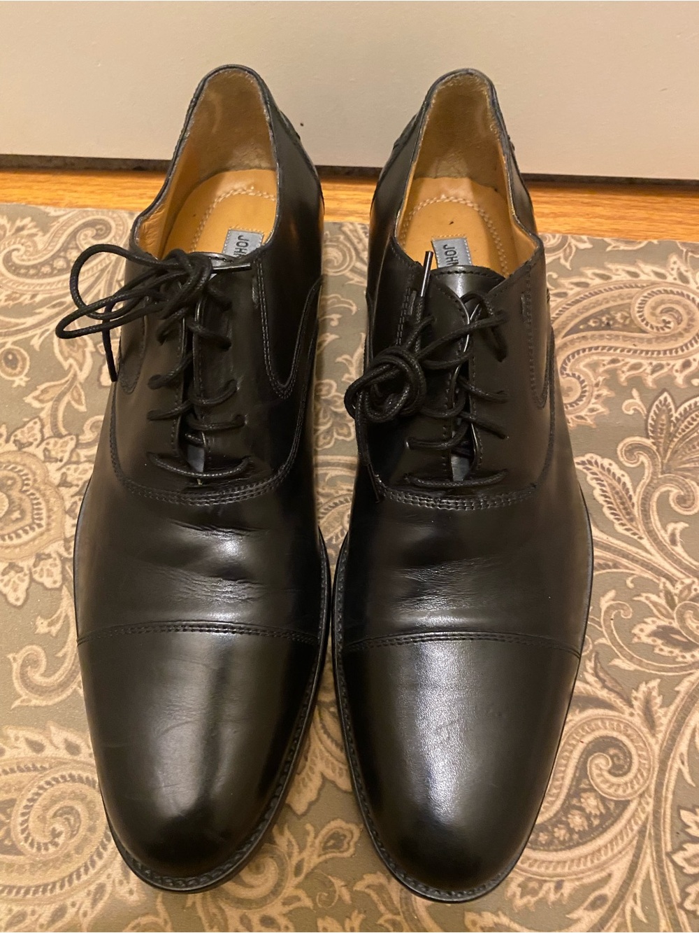 Johnston & Murphy Black Cap-Toe Derby Dress Shoes